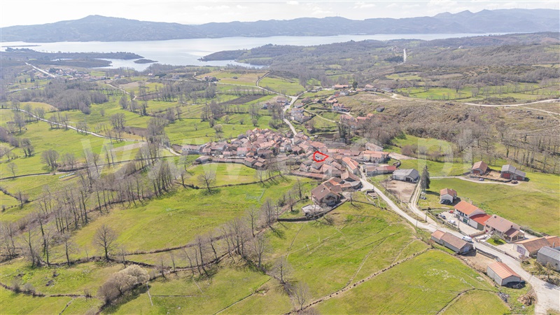 Moradia T4 à venda em Chã, Montalegre — foto 2