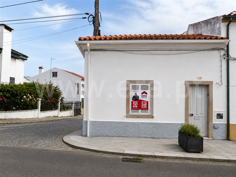 Moradia Geminada T4 / Nisa, Nisa