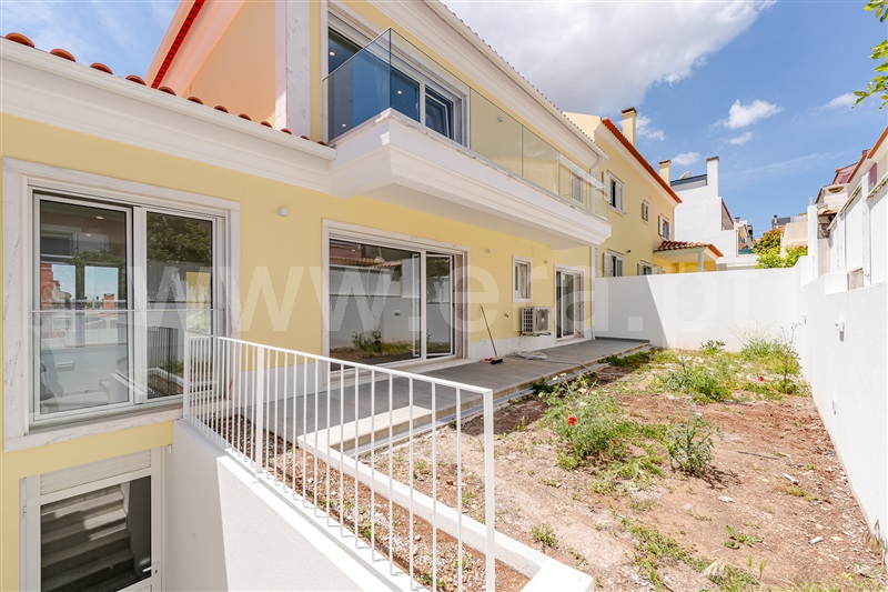 Moradia T4 à venda em Pontinha e Famões, Odivelas — foto 4