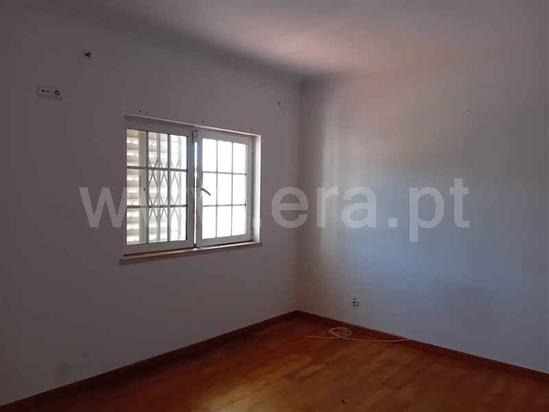 Quarto do 1º andar sem roupeiro
Moradia Geminada T4 Palmela, Quinta do Anjo - 1499165 - 26