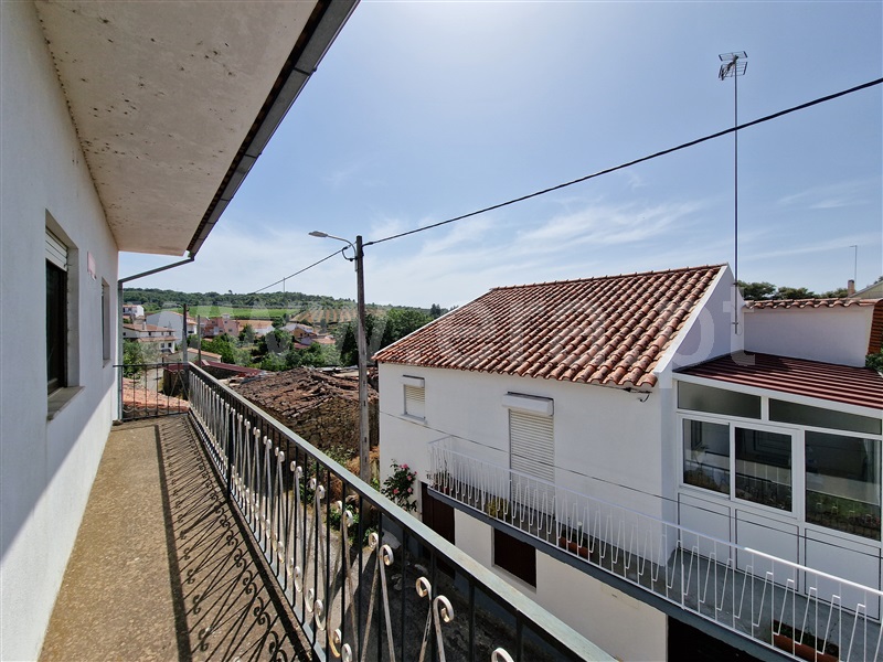 Moradia Geminada T4 Pinhel, Vale do Massueime - 1489254 - 3