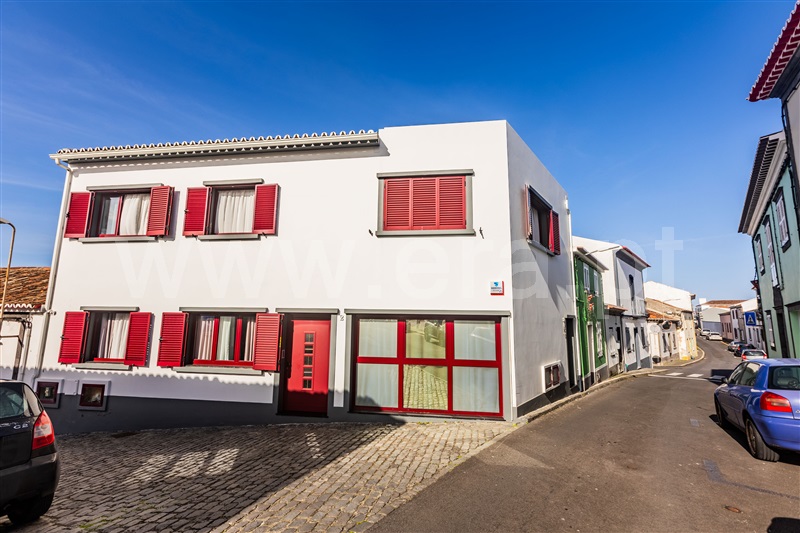 Moradia Geminada T4 / Ribeira Grande, Ribeira Grande (Matriz)