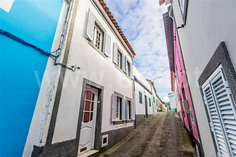 Moradia Geminada T4 / Ribeira Grande, Ribeirinha