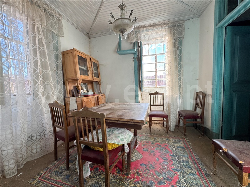 Moradia Geminada T4 Sabugal, Sabugal - 1441284 - 1