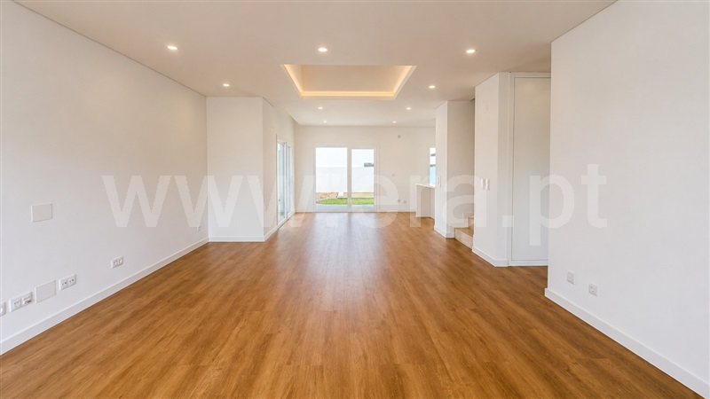 Moradia T4 à venda em Amora, Seixal — foto 3