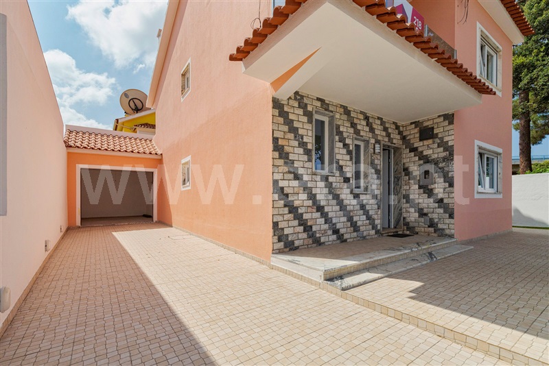 Moradia T4 à venda em Amora, Seixal — foto 3
