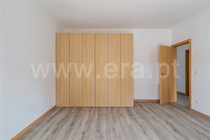 Moradia T4 à venda em Amora, Seixal — foto 17