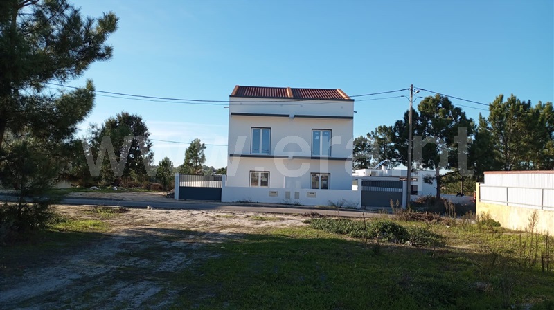 Moradia Geminada T4 / Seixal, Fernão Ferro