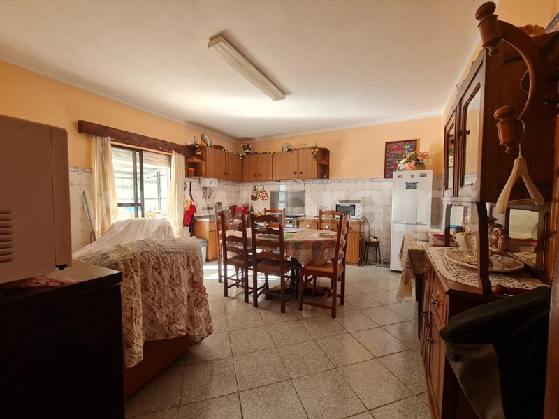 Moradia Geminada T5 / Águeda, Recardães e Espinhel