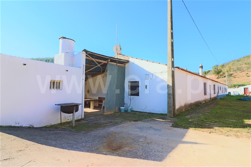 Moradia Geminada T5 Almodôvar, São Barnabé - 1220295 - 2