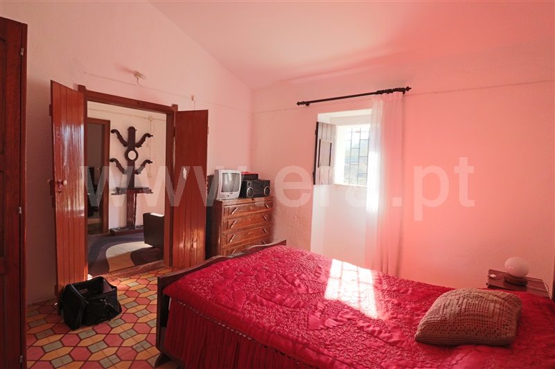 Moradia Geminada T5 Almodôvar, São Barnabé - 1220295 - 28