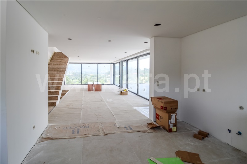 Moradia Geminada T5 Barcelos, Cossourado - 1411595 - 4