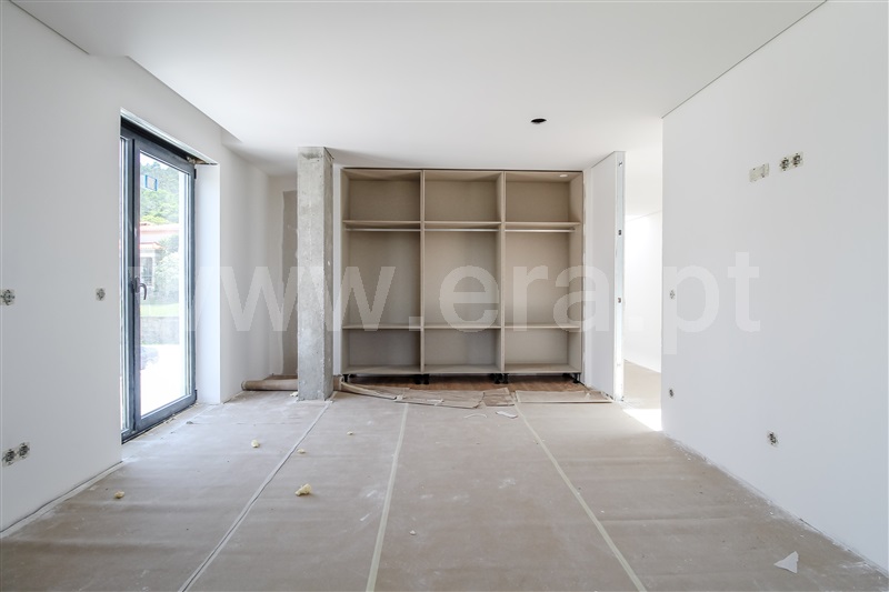 Moradia Geminada T5 Barcelos, Cossourado - 1411595 - 14