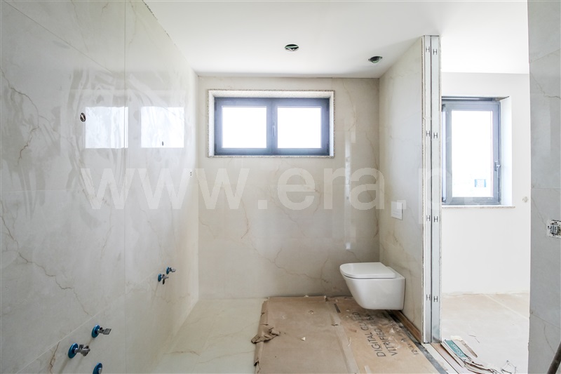Moradia Geminada T5 Barcelos, Cossourado - 1411595 - 16