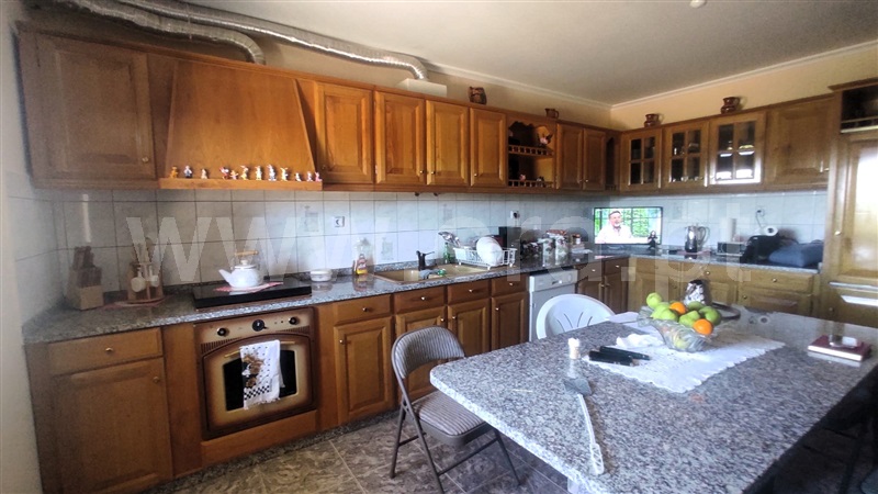 Moradia Geminada T5 Chaves, Bustelo - 1346550 - 9