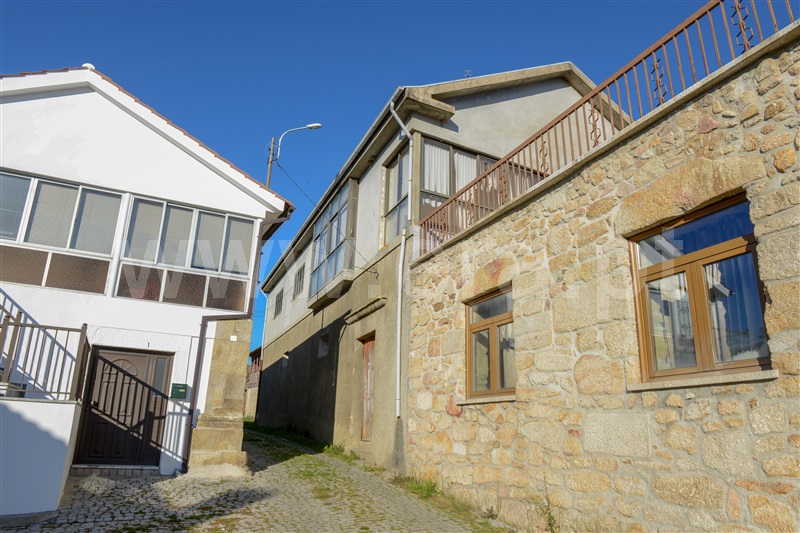 Moradia Geminada T5 Chaves, Curalha - 1214328 - 10
