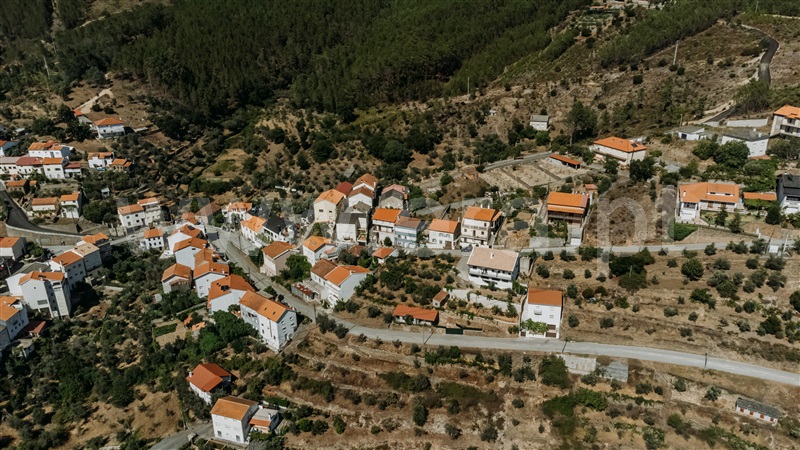 Moradia Geminada T5 com Quintal Covilhã, Sobral de São Miguel - 1346006 - 51