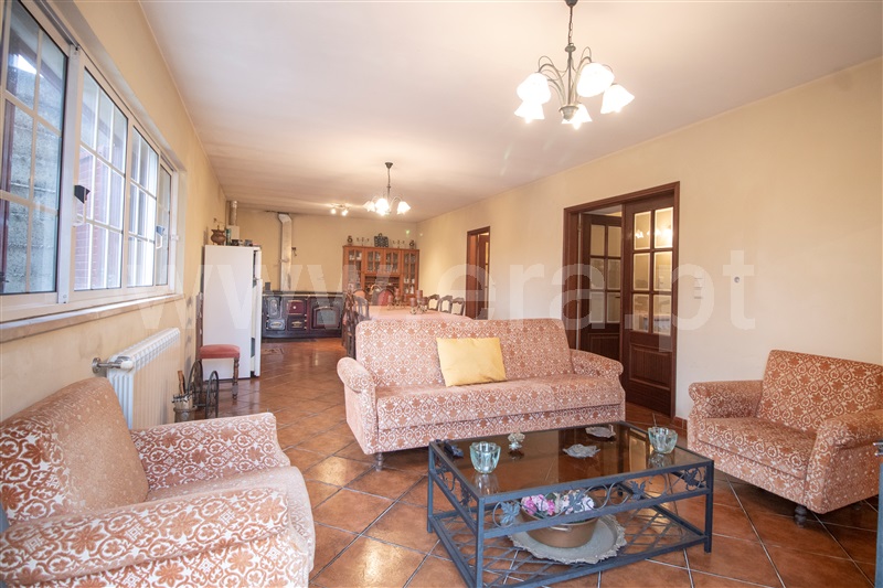 Moradia Geminada T5 / Esposende, Forjães