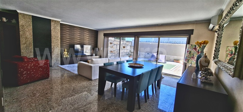 Moradia T5 em Maia, €495.000