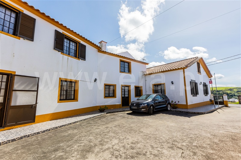 Moradia Geminada T5 Nordeste, Nordeste - 1401969 - 104