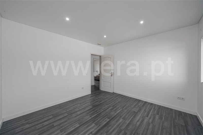 Moradia T5 à venda em Carvalhosa, Paços de Ferreira — foto 13