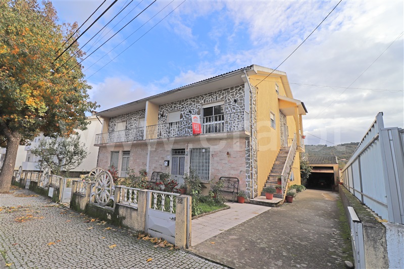Moradia Geminada T5 / Sernancelhe, Sernancelhe e Sarzeda