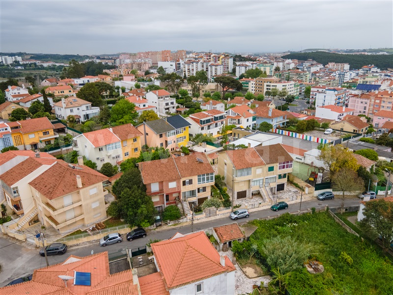 Moradia Geminada T5 Sintra, Rio de Mouro - 1472628 - 2