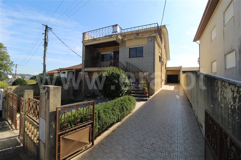 Moradia Geminada T5 / Vila do Conde, Modivas