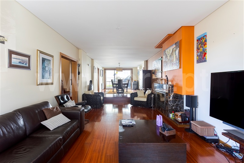 Moradia Geminada T5 / Vila Nova de Gaia, Arcozelo