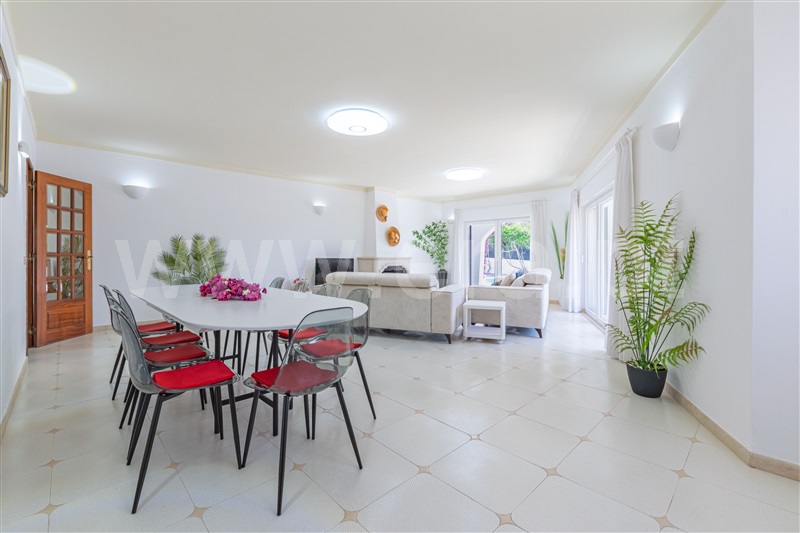 Moradia Geminada T6 Lagoa, Alporchinhos - 1491315 - 8