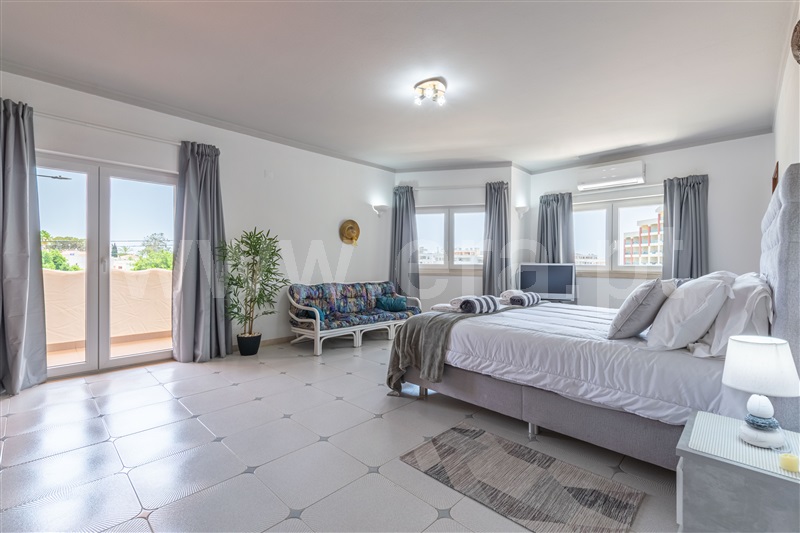 Moradia Geminada T6 Lagoa, Alporchinhos - 1491315 - 50
