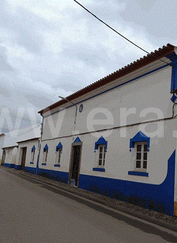 Moradia Geminada T7 / Redondo, Montoito