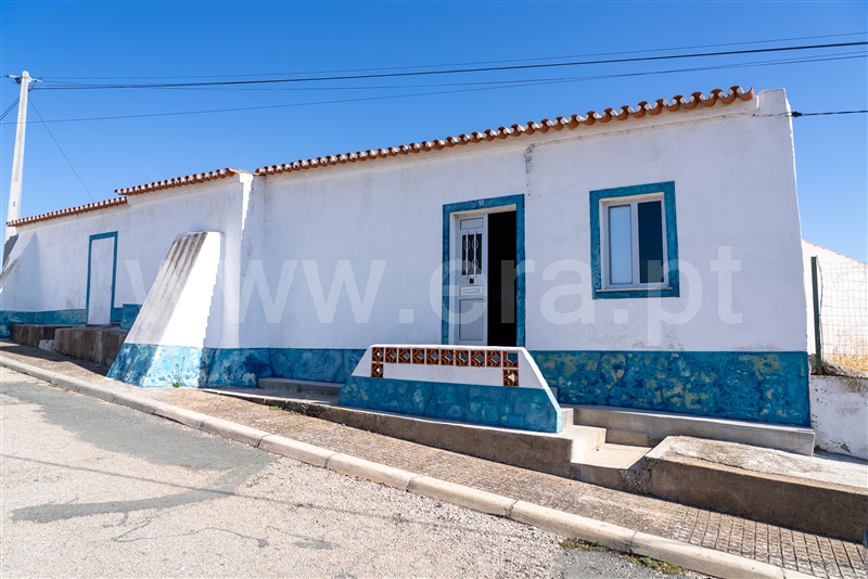 Moradia Geminada T8 / Reguengos de Monsaraz, Campo e Campinho
