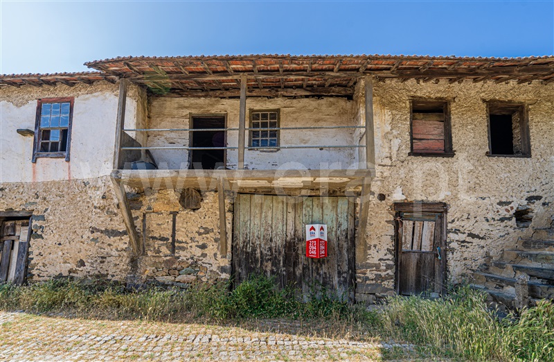 Moradia Geminada / Vinhais, Soeira, Fresulfe e Mofreita