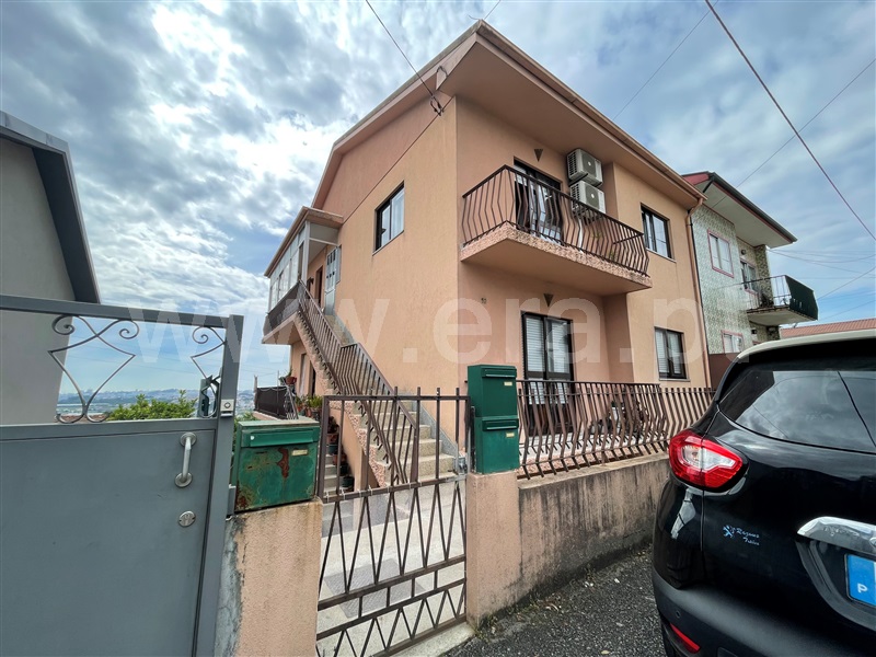 Moradia / Gondomar, Fânzeres e São Pedro da Cova
