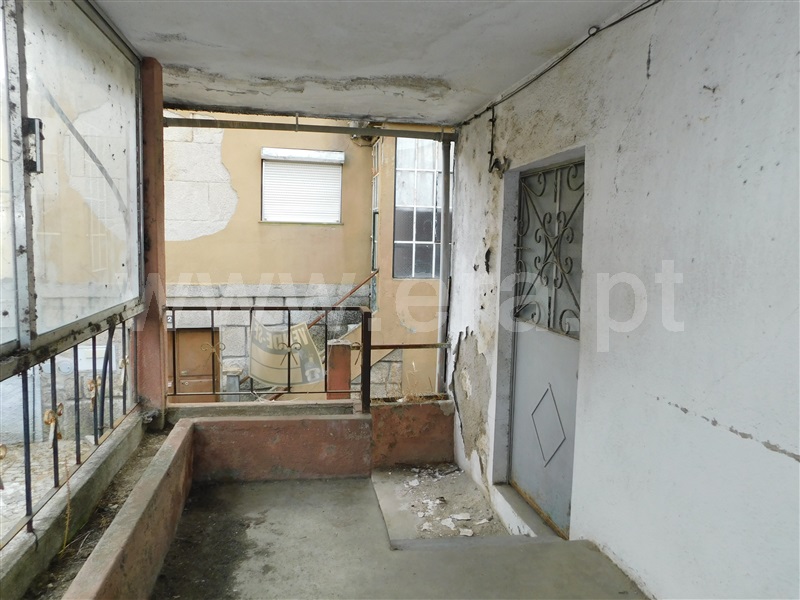 Moradia  Gouveia, Vila Nova de Tazem - 1359905 - 3