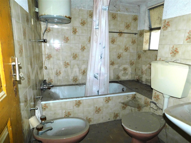 Moradia  Gouveia, Vila Nova de Tazem - 1359905 - 7