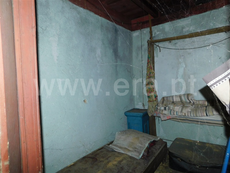 Moradia  Gouveia, Vila Nova de Tazem - 1359905 - 8