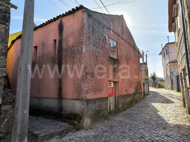 Moradia  Gouveia, Vila Nova de Tazem - 1359905 - 19