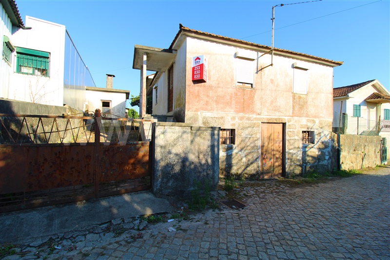 Moradia Isolada / Barcelos, Viatodos, Grimancelos, Minhotães e Monte de Fralães
