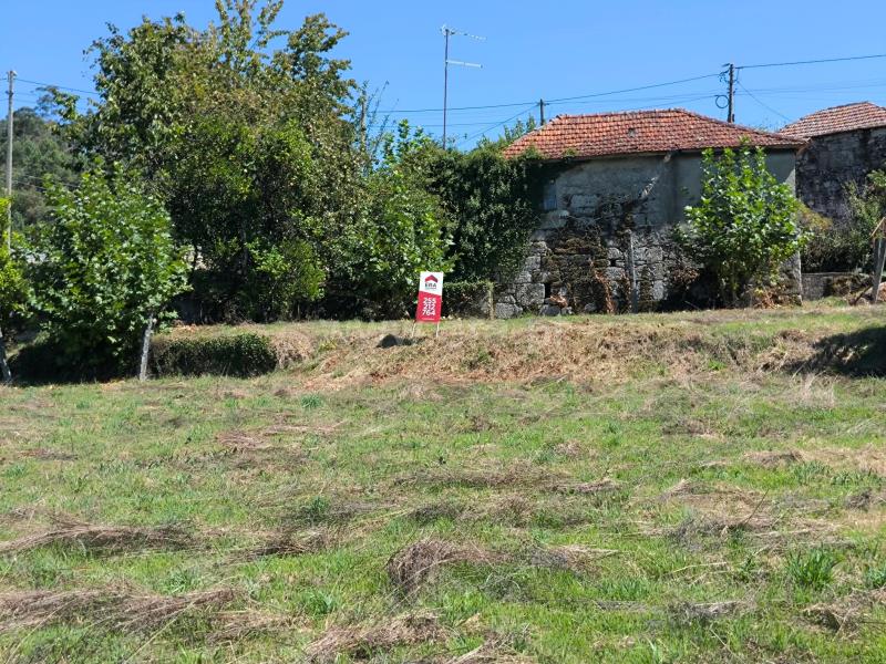 Moradia Isolada / Celorico de Basto, Britelo, Gémeos e Ourilhe