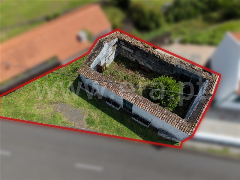 Moradia T1 à venda em Capelo, Horta — foto 2