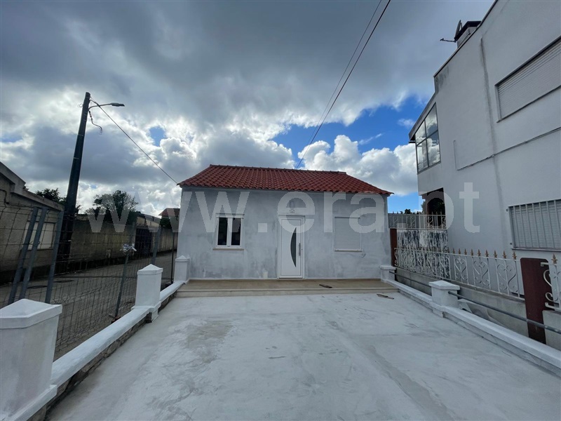 Moradia Isolada T1 Marinha Grande - 1478653 - 1