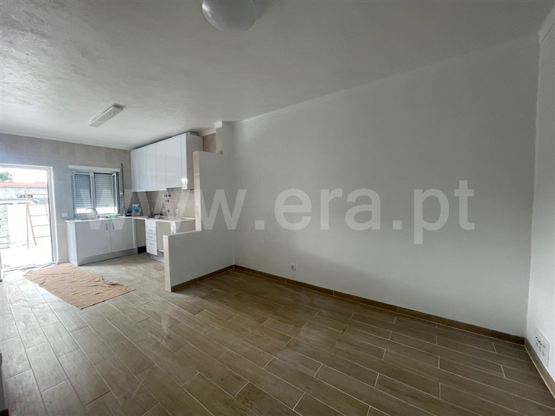 Moradia Isolada T1 / Marinha Grande, Marinha Grande