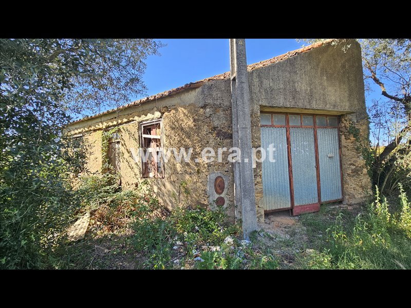 Moradia T2 à venda em Cristelo, €49.000