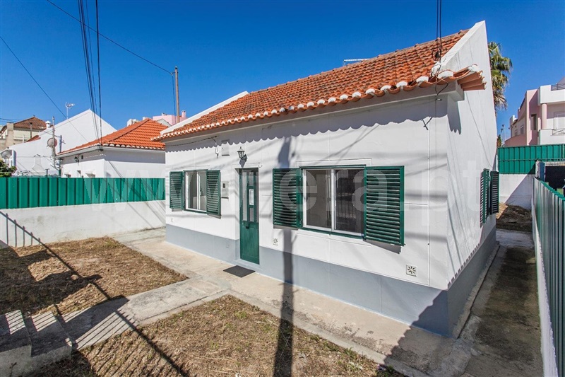 Moradia Isolada T2 / Almada, Palhais