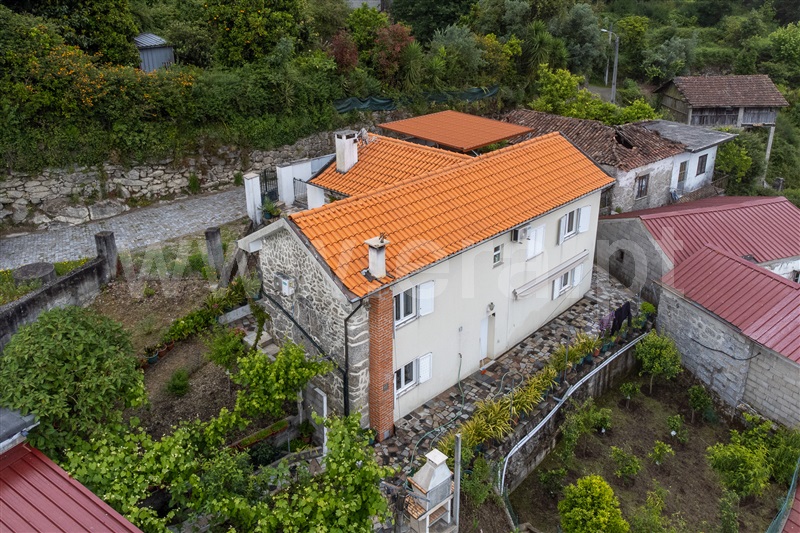 Moradia Isolada T2 com Quintal Amares, Bouro (Santa Marta) - 1407861 - 2