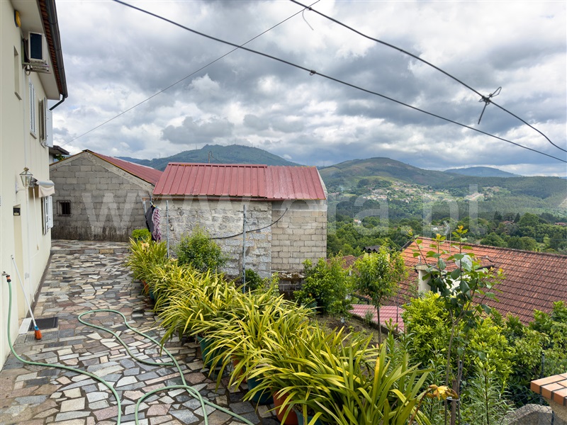 Moradia Isolada T2 com Quintal Amares, Bouro (Santa Marta) - 1407861 - 18