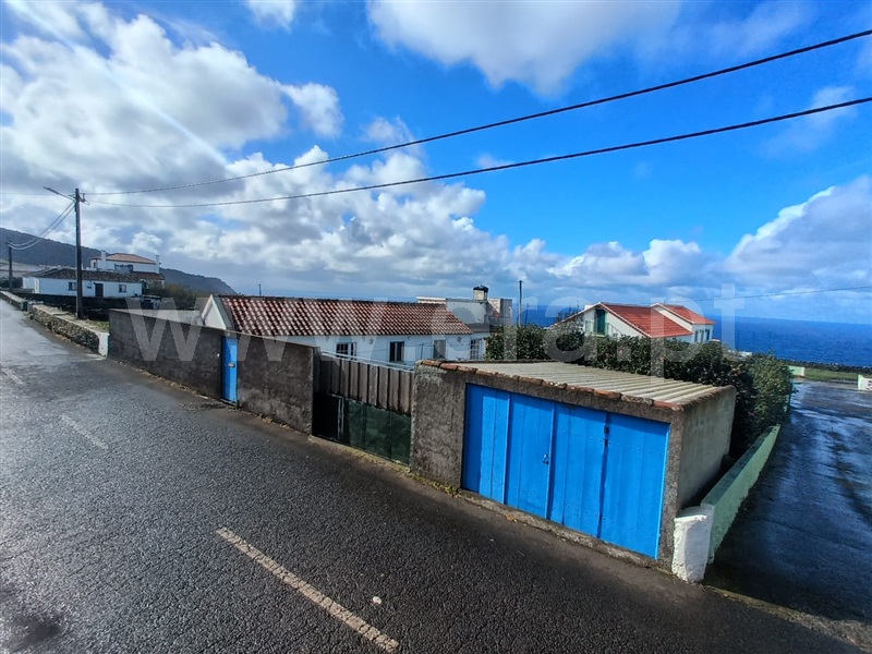 Moradia Isolada T2 / Angra do Heroísmo, Raminho