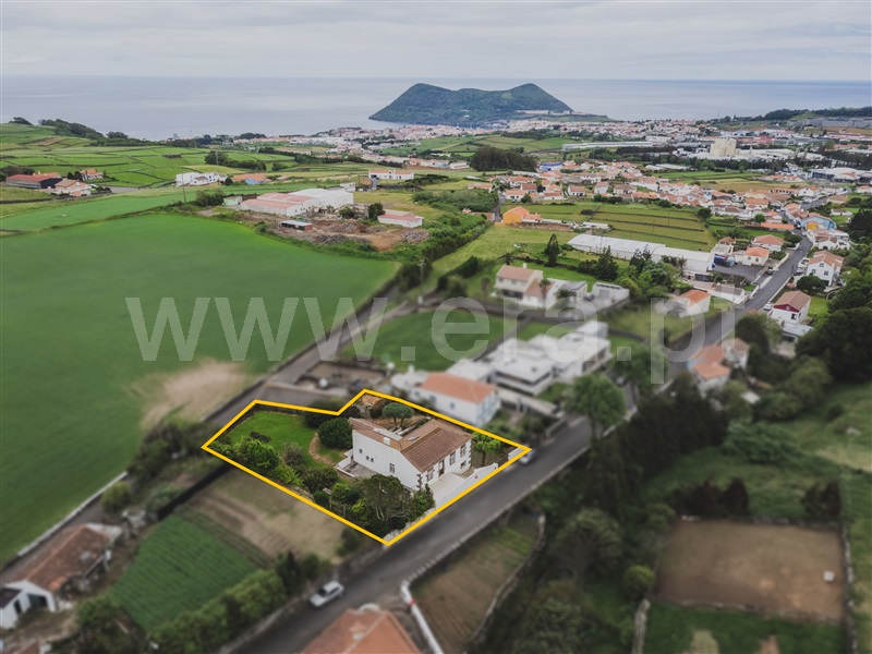 Moradia Isolada T2 Angra do Heroísmo, São Bento - 1488990 - 68